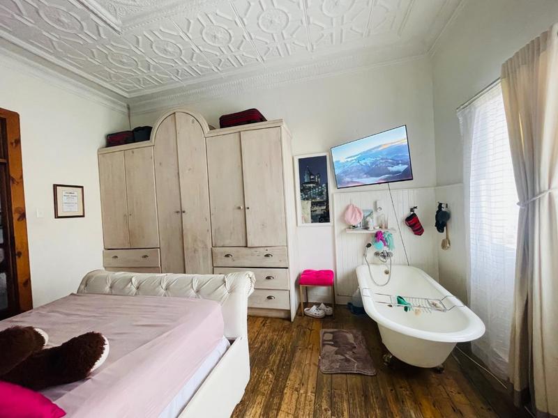 7 Bedroom Property for Sale in Orange Grove Eastern Cape